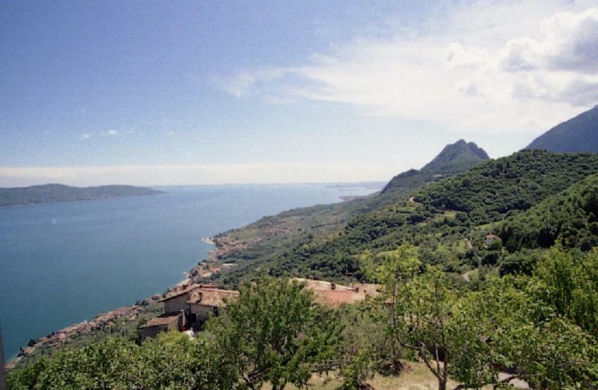 Appartamenti Serena - La Grotta Gargnano Eksteriør bilde